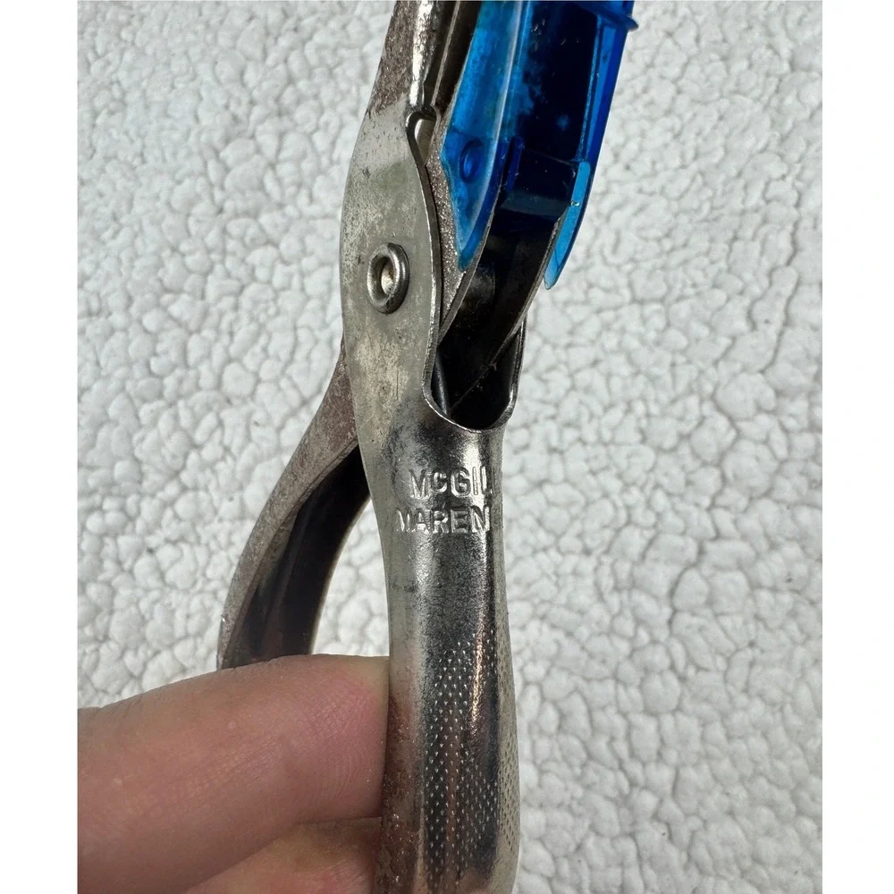 Vintage McGill Single Hole Punch‎ Metal Handheld Tool Marengo IL Blue Catcher